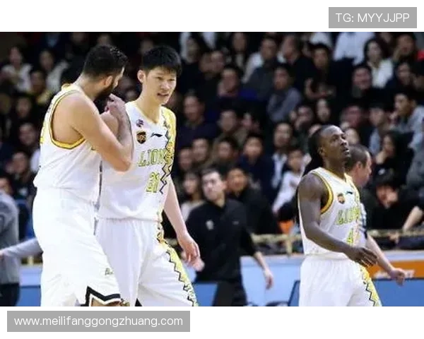 重庆篮球队以67分领跑选拔赛积分榜展现强劲实力 重庆篮球队以67分领跑选拔赛积分榜展现强劲实力